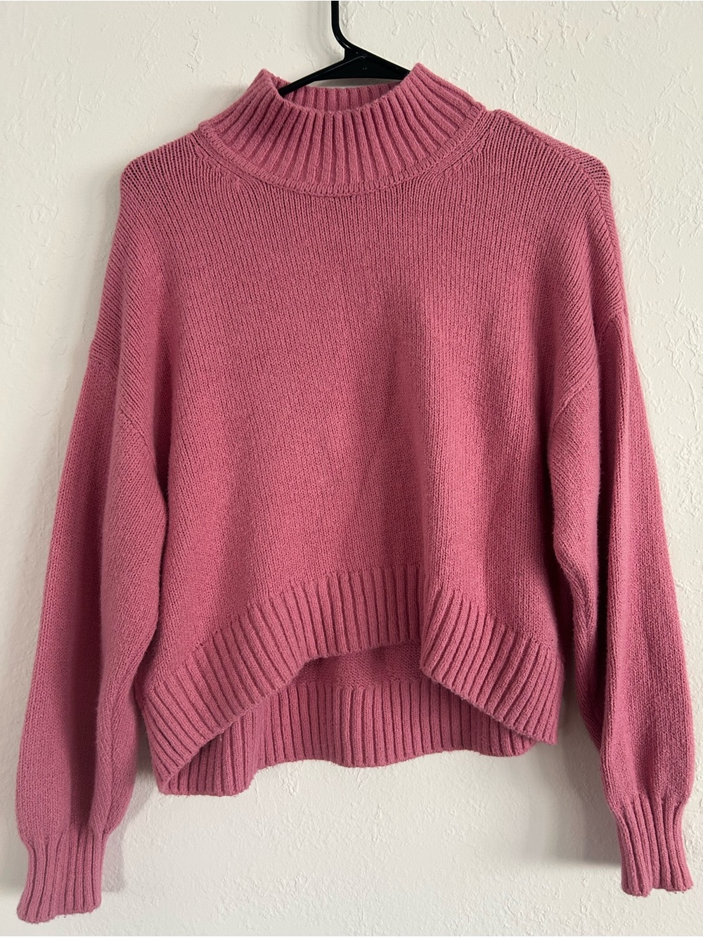 GAP Pink CashSoft Oversized Mockneck Cropped Knit Sweater Girls L Fits Womens XS